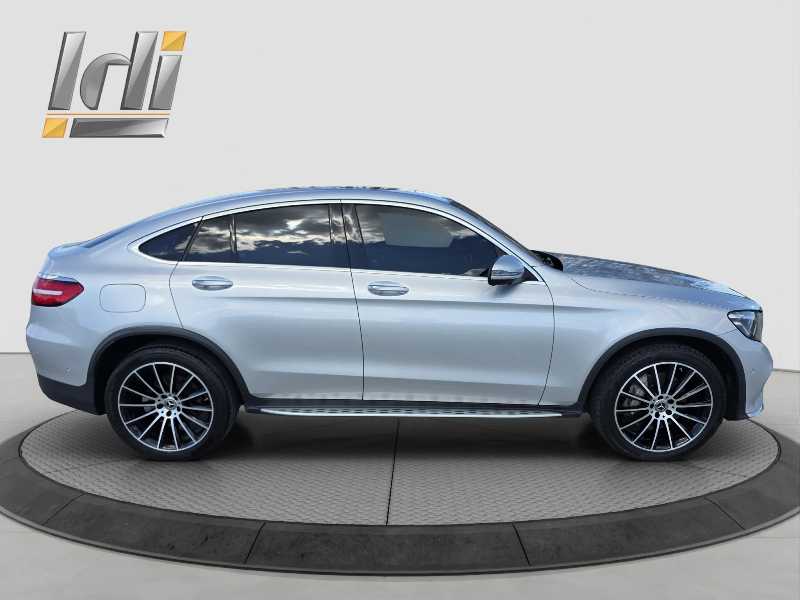 Mercedes-Benz GLC 220 9G TRONIC-4MATIC, снимка 7 - Автомобили и джипове - 54720159