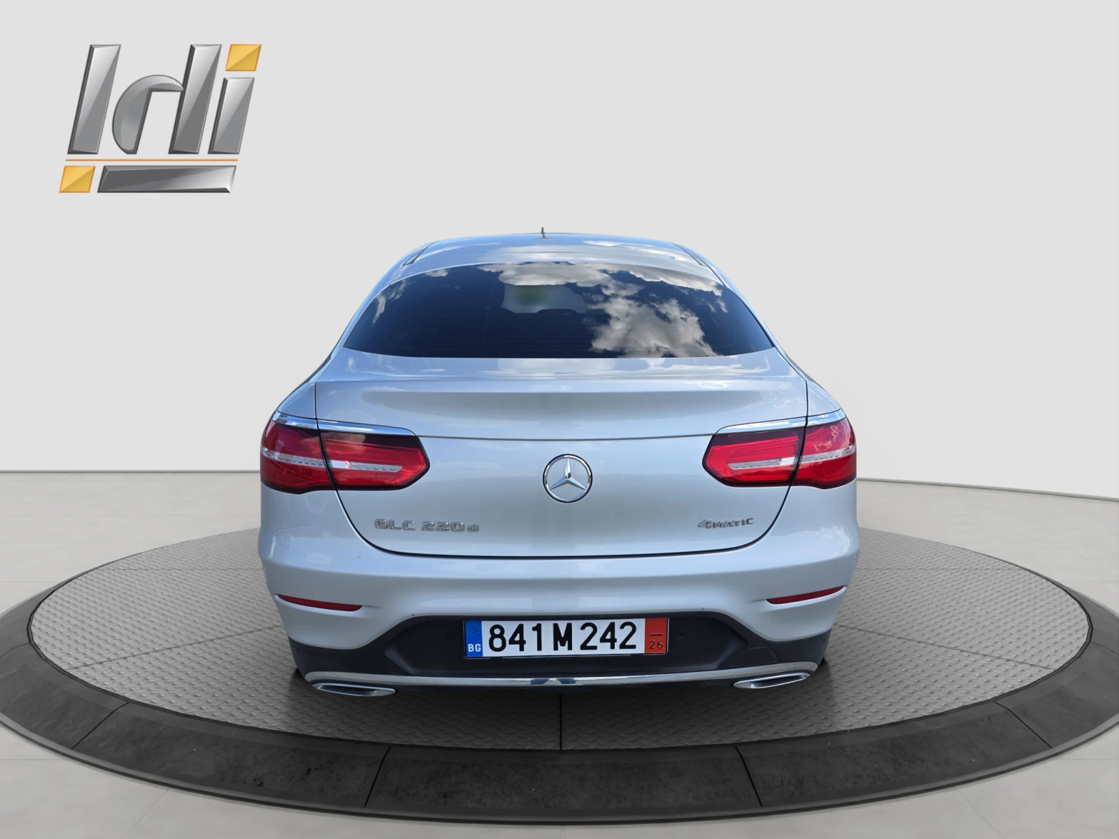 Mercedes-Benz GLC 220 9G TRONIC-4MATIC, снимка 5 - Автомобили и джипове - 54720159