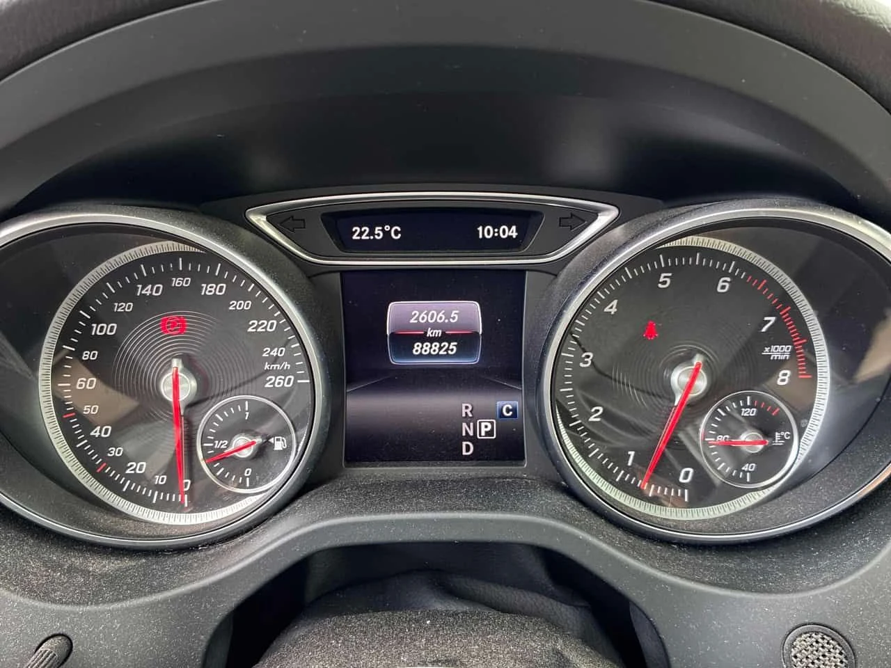 Mercedes-Benz GLA * 250 * АВТОКРЕДИТ БЕЗ ПЪРВОНАЧАЛНА ВНОСКА* , снимка 8 - Автомобили и джипове - 54908908