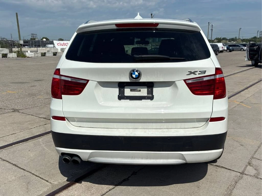BMW X3 xDrive28i* CARFAX* ПАНО * ДВА КЛЮЧА, снимка 4 - Автомобили и джипове - 54923235