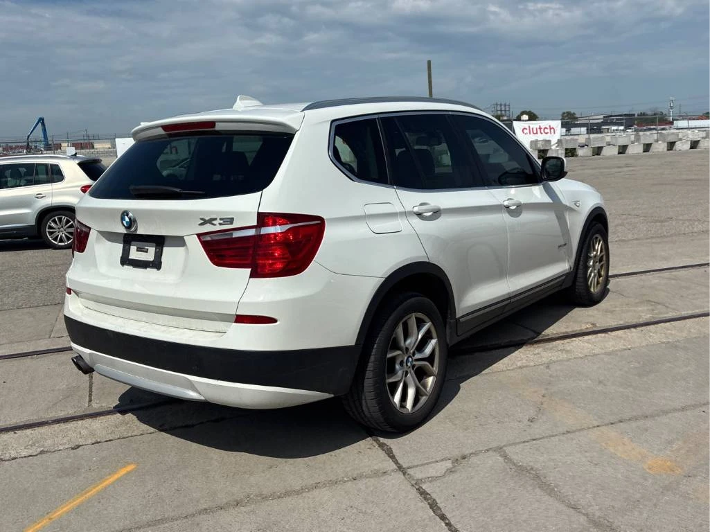 BMW X3 xDrive28i* CARFAX* ПАНО * ДВА КЛЮЧА, снимка 3 - Автомобили и джипове - 54923235