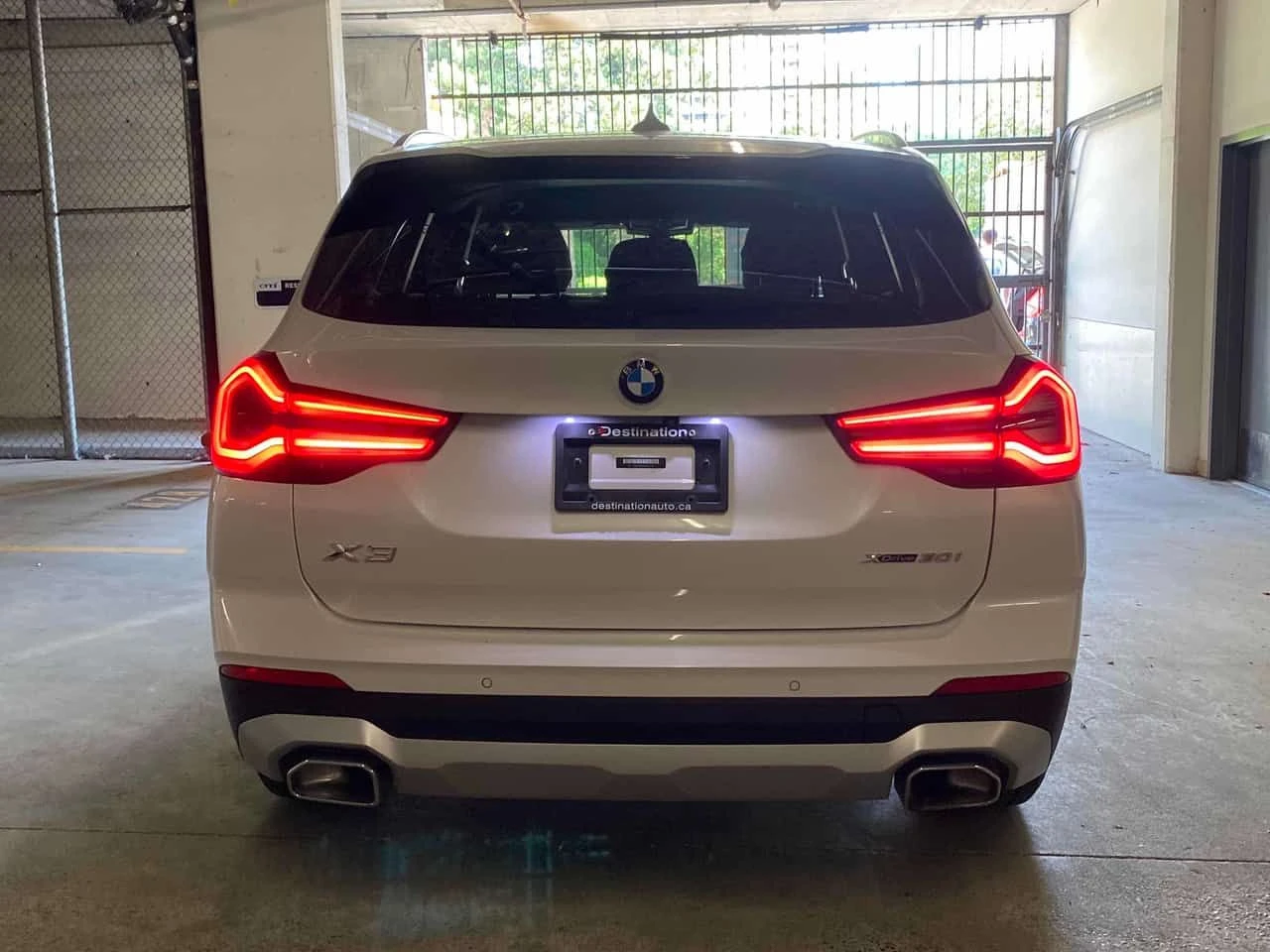 BMW X3 * xDrive30i * CARFAX * БЕЗ ПЪРВОНАЧАЛНА ВНОСКА, снимка 4 - Автомобили и джипове - 55422623
