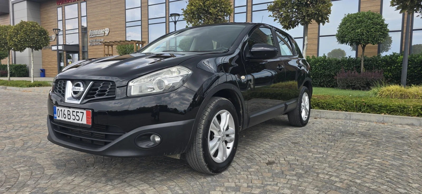 Nissan Qashqai 1.5DCI* 110к.с.* * NAVI* ЛИЗИНГ* FACELIFT* , снимка 3 - Автомобили и джипове - 55596441