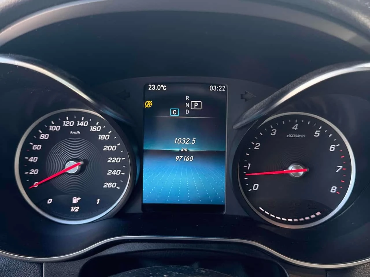 Mercedes-Benz GLC 300 * CARFAX * ОПЦИЯ ЗА ФИНАНСИРАНЕ, снимка 17 - Автомобили и джипове - 55777878