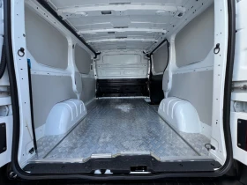 Nissan NV300 2.0DCi 145k.c./Серв. история/160334км./3-МЕСТЕН/, снимка 11