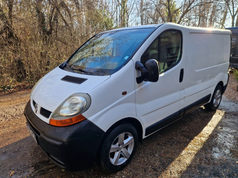 Renault Trafic 1.9 DCI, снимка 1 - Бусове и автобуси - 48586413