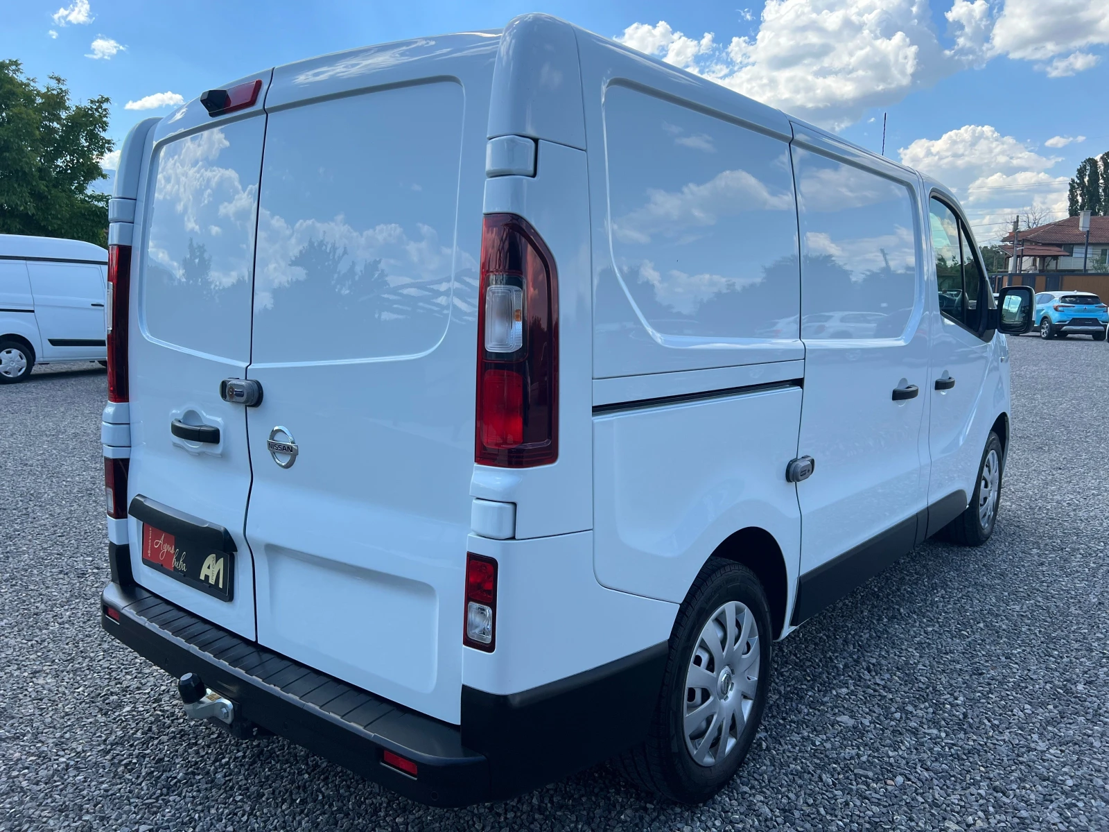 Nissan NV300 2.0DCi 145k.c./Серв. история/160334км./3-МЕСТЕН/, снимка 5 - Бусове и автобуси - 54717399