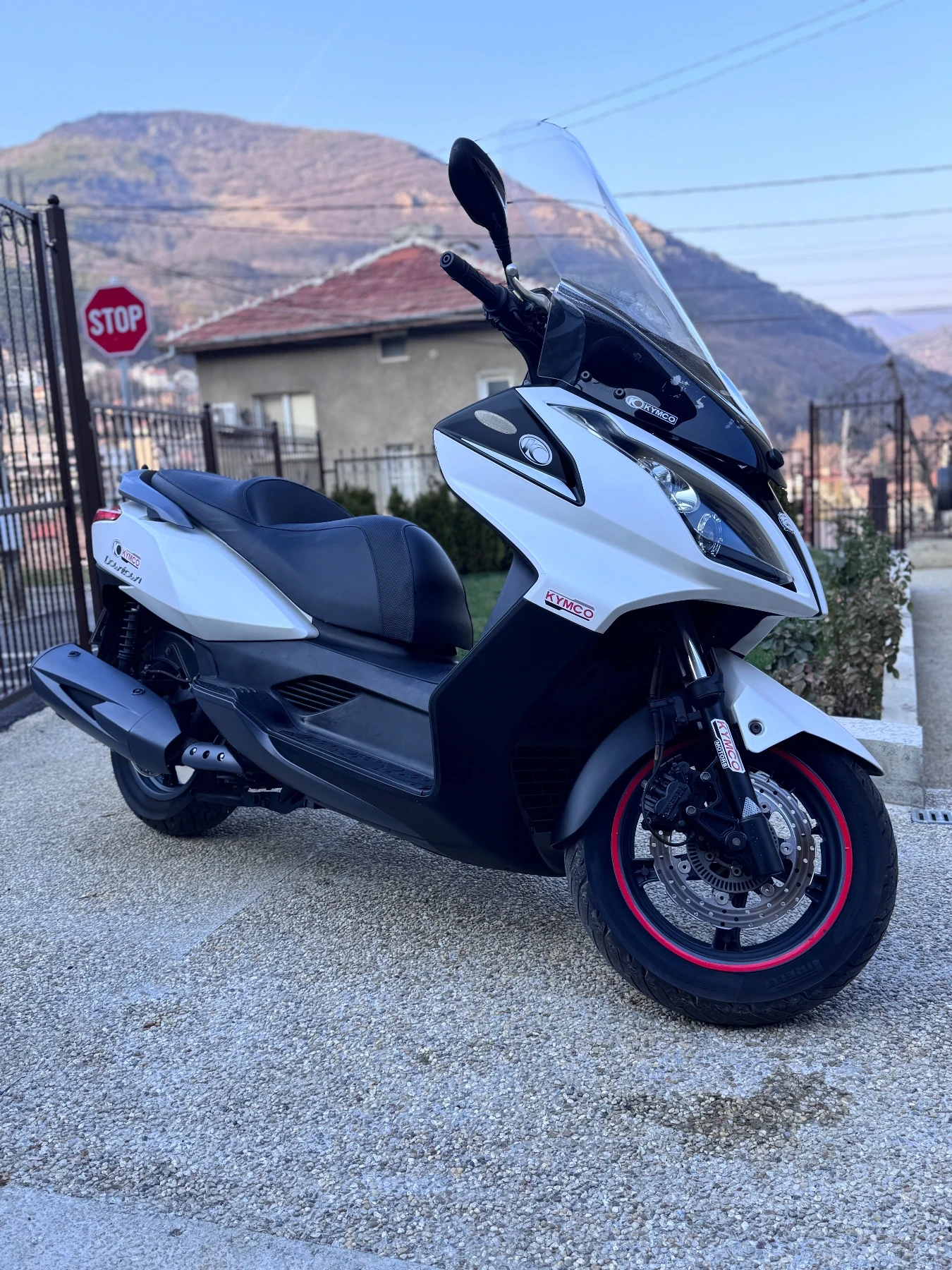 Kymco Downtown 300i Top 