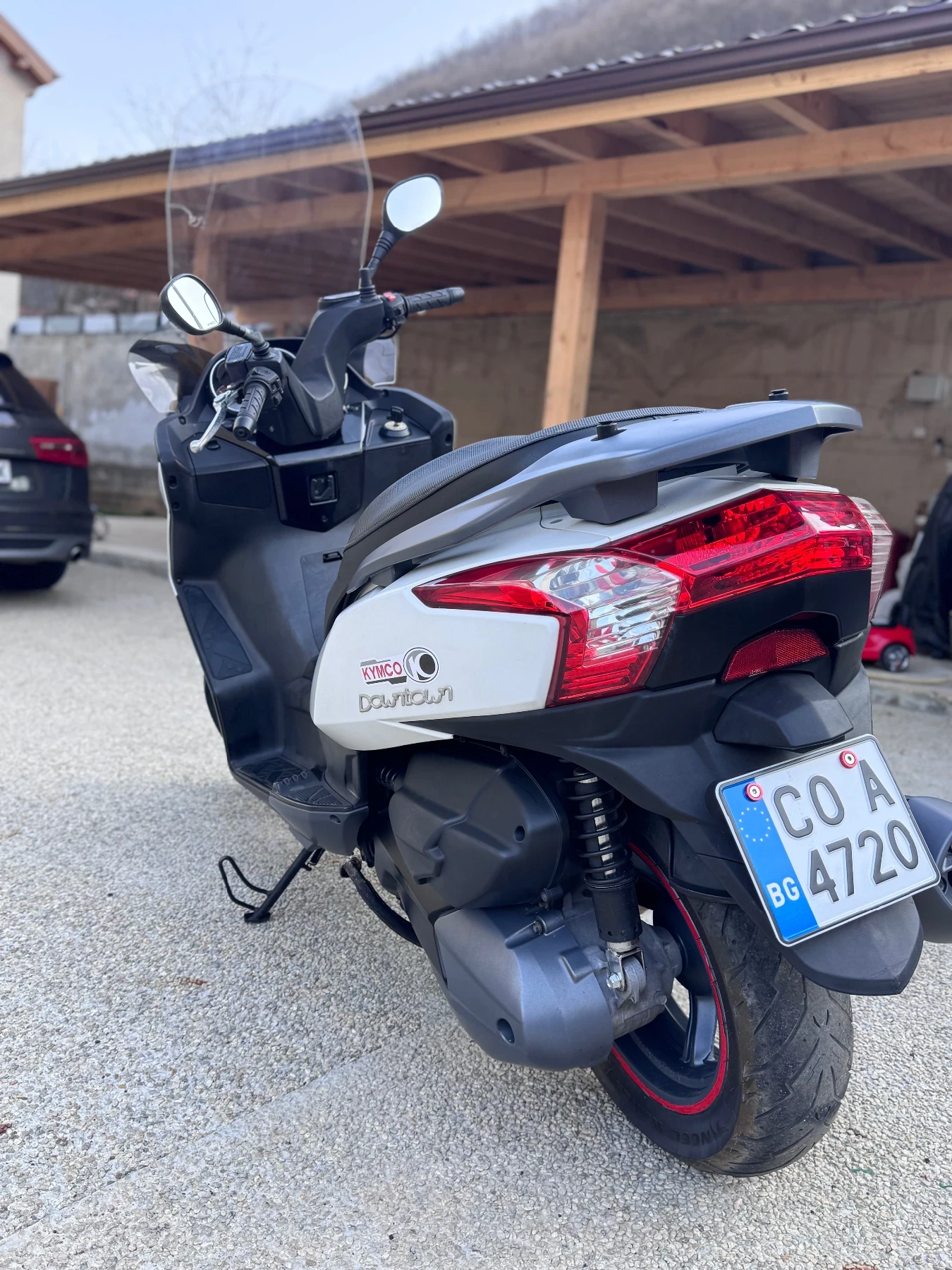 Kymco Downtown 300i Top  - изображение 4
