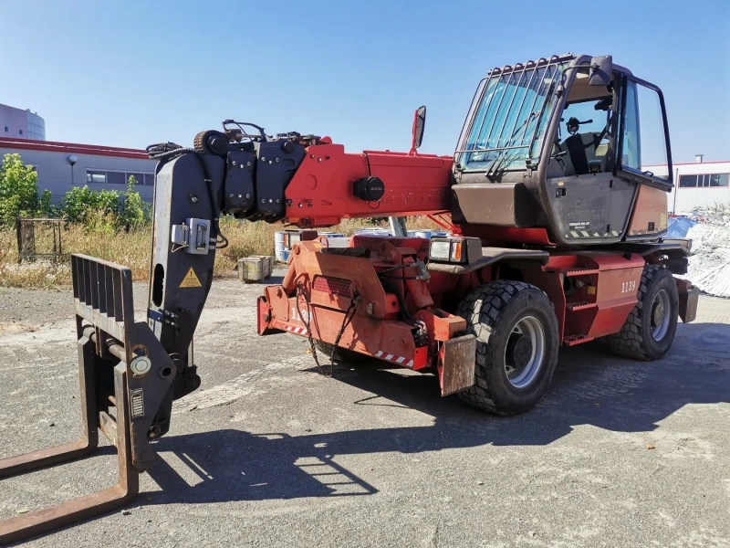 Телескопични товарачи Manitou MRT 2150, снимка 1 - Индустриална техника - 37533843