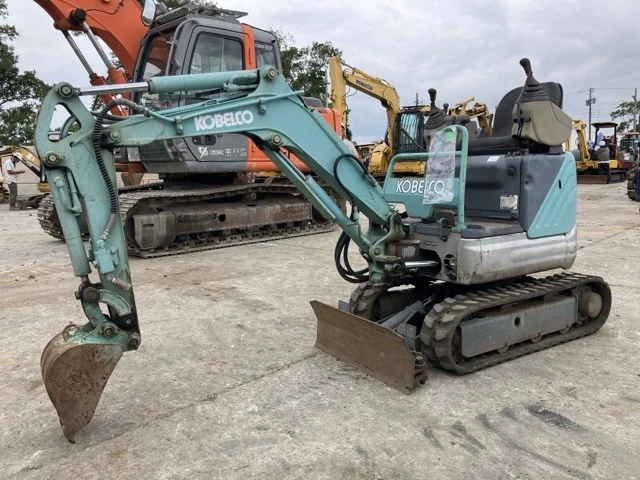 Багер Kobelco SK09SR ИЗВОДИ ЗА ЧУК / ПЕРФЕКТЕН / ОЧАКВАН ВНОС