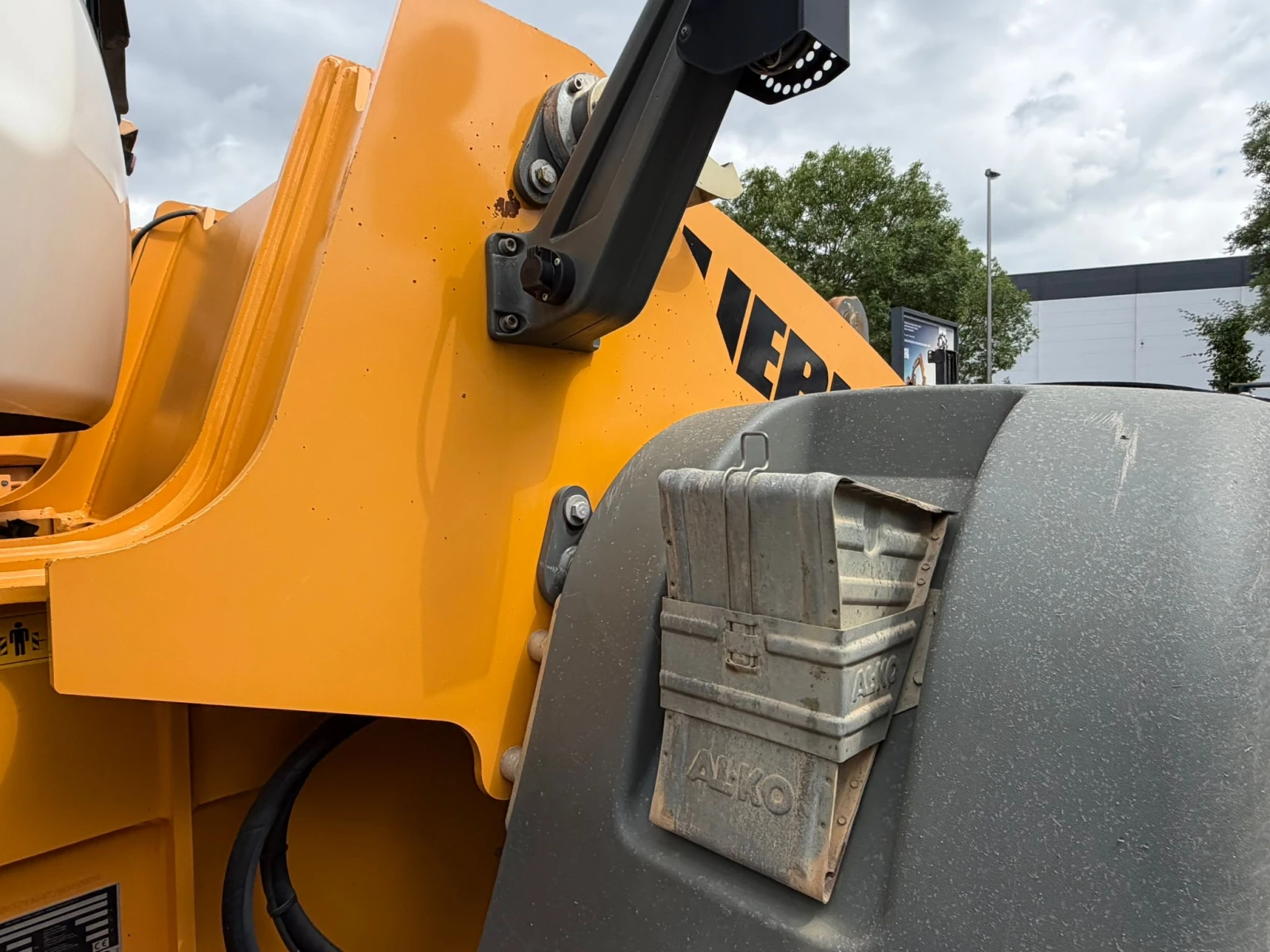 Челен товарач Liebherr L 580 XPOWER ЛИЗИНГ, снимка 5 - Индустриална техника - 54795612