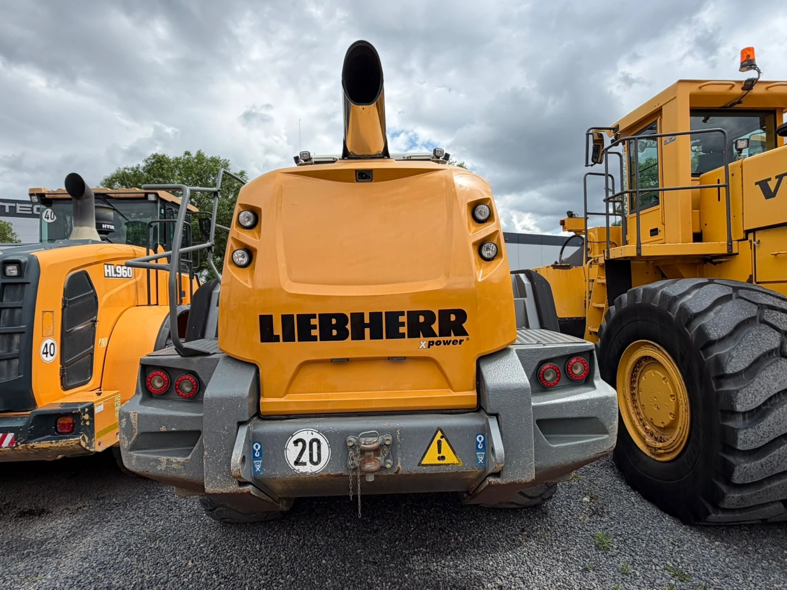 Челен товарач Liebherr L 580 XPOWER ЛИЗИНГ, снимка 4 - Индустриална техника - 54795612