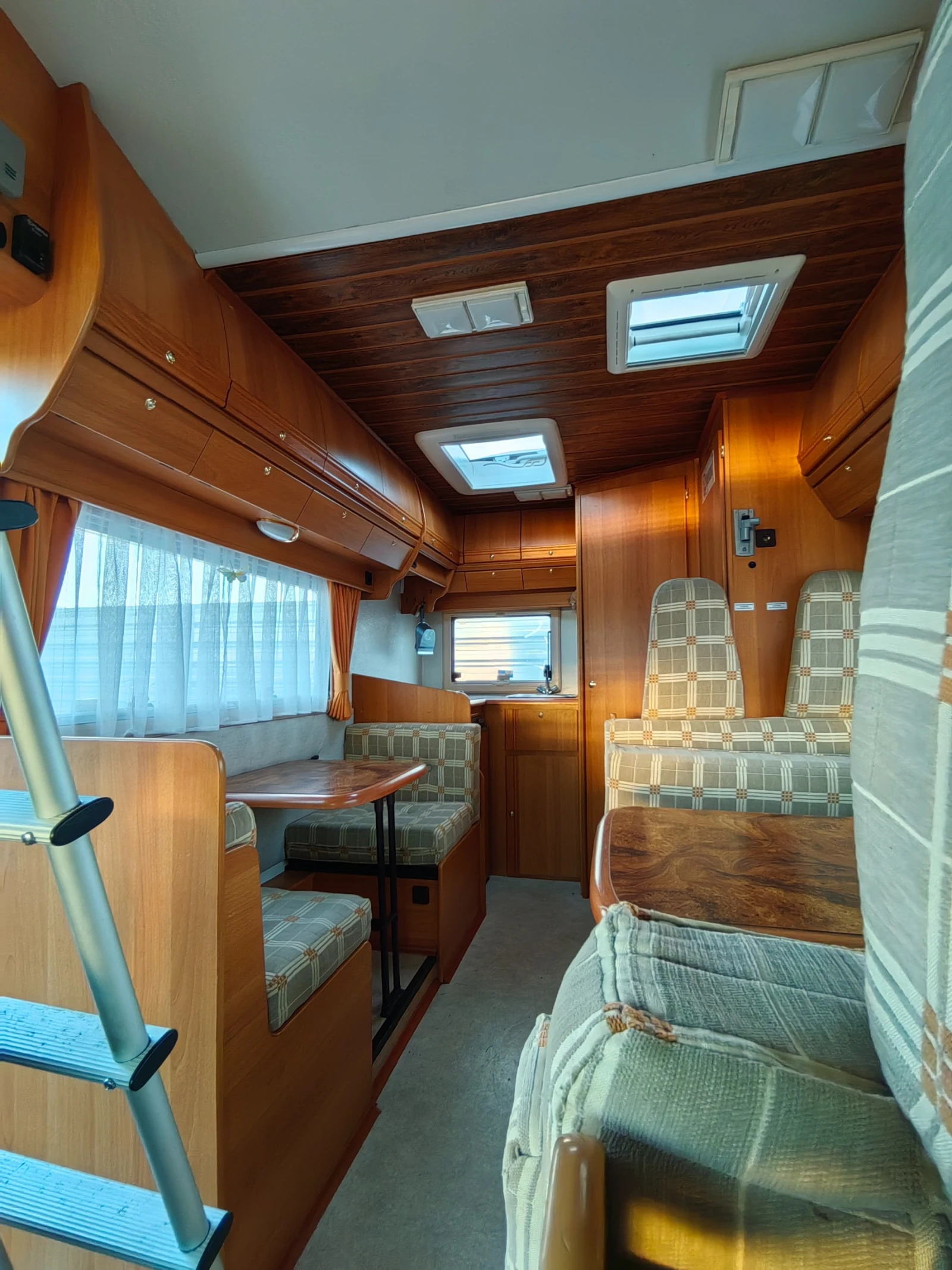 Кемпер Fiat Ducato, снимка 15 - Каравани и кемпери - 55017152