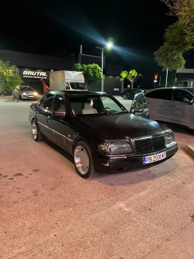 Mercedes-Benz C 180, снимка 1