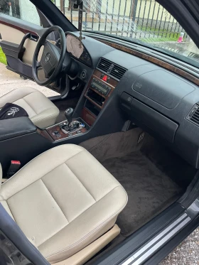 Mercedes-Benz C 180 - 2600 € - 56449494 8