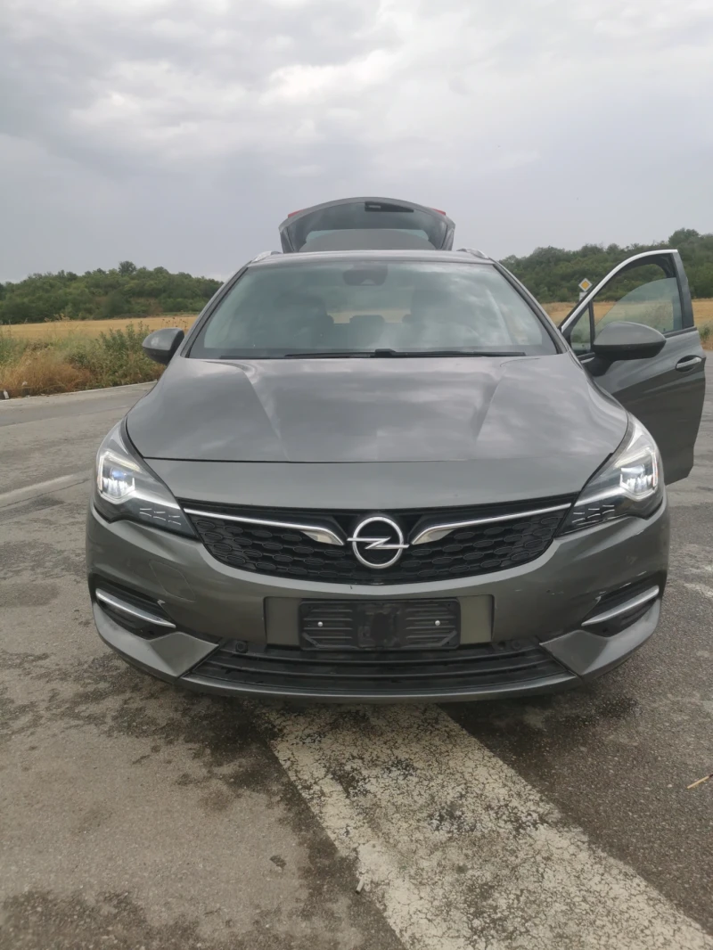 Opel Astra 1, 5 122 коня перфектна, снимка 1 - Автомобили и джипове - 47140418