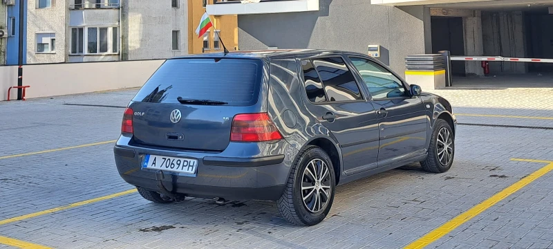 VW Golf 1.6SR, снимка 3 - Автомобили и джипове - 49444516