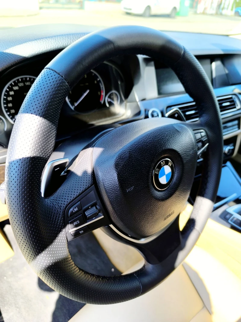 BMW 520 Harman/Kardon, снимка 12 - Автомобили и джипове - 51351790