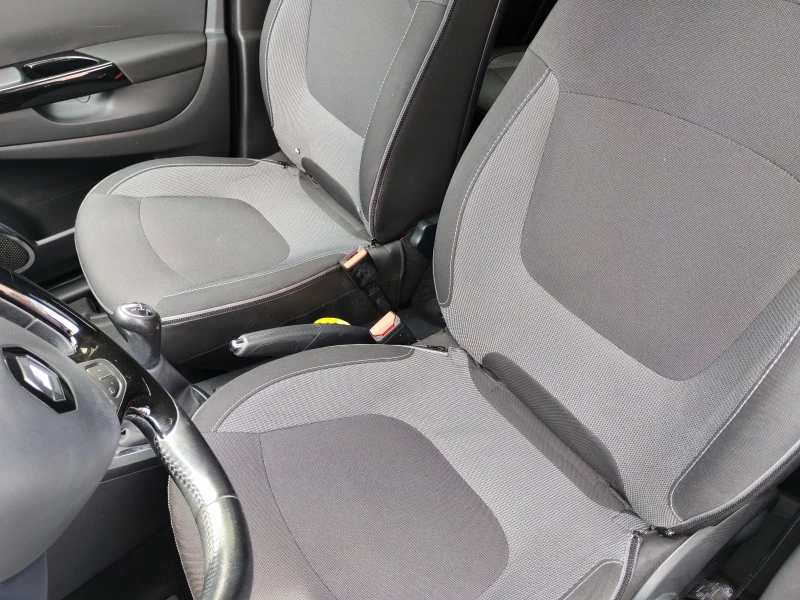 Renault Captur СПЕШНО!!!, снимка 10 - Автомобили и джипове - 51826416