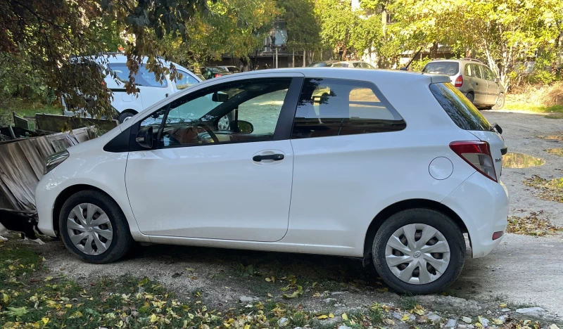 Toyota Yaris, снимка 2 - Автомобили и джипове - 52266927