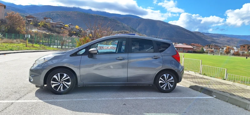Nissan Note 1.5dci * Navi* Full* 360 Euro5* , снимка 4 - Автомобили и джипове - 52512755