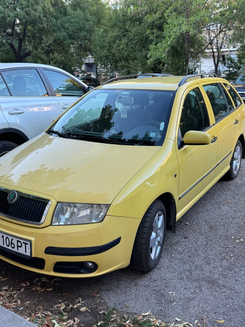 Skoda Fabia, снимка 2 - Автомобили и джипове - 52663667