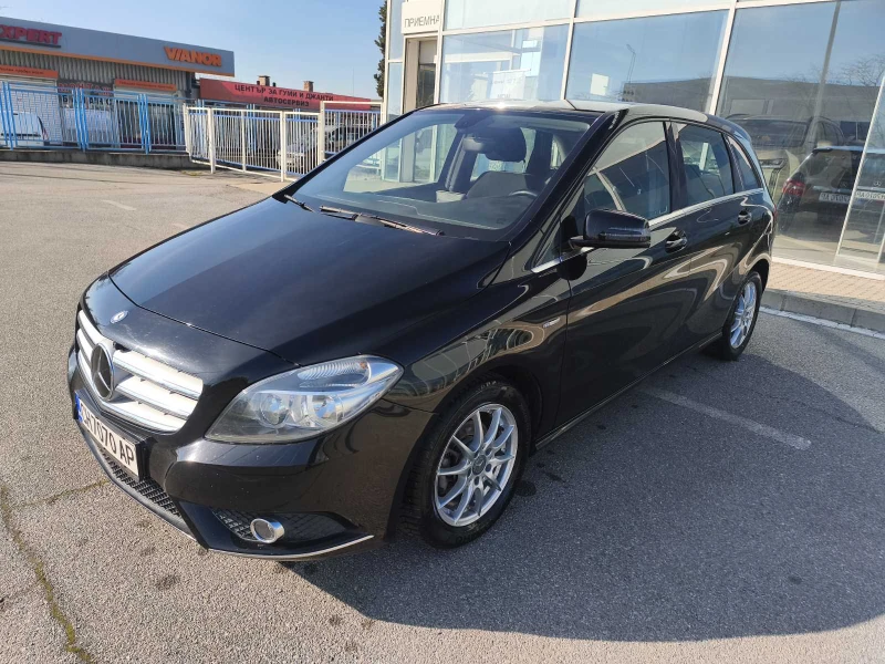 Mercedes-Benz B 180 CDI Executive , снимка 3 - Автомобили и джипове - 52847453