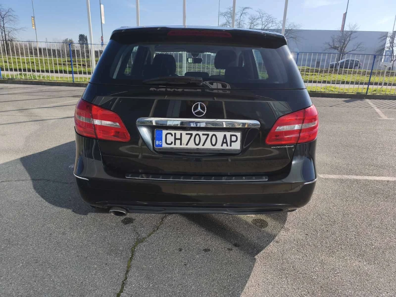 Mercedes-Benz B 180 CDI Executive , снимка 6 - Автомобили и джипове - 52847453