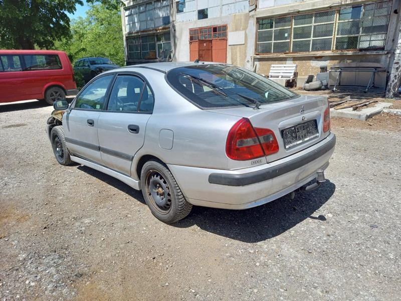 Mitsubishi Carisma 1.9 DID, снимка 6 - Автомобили и джипове - 32810268