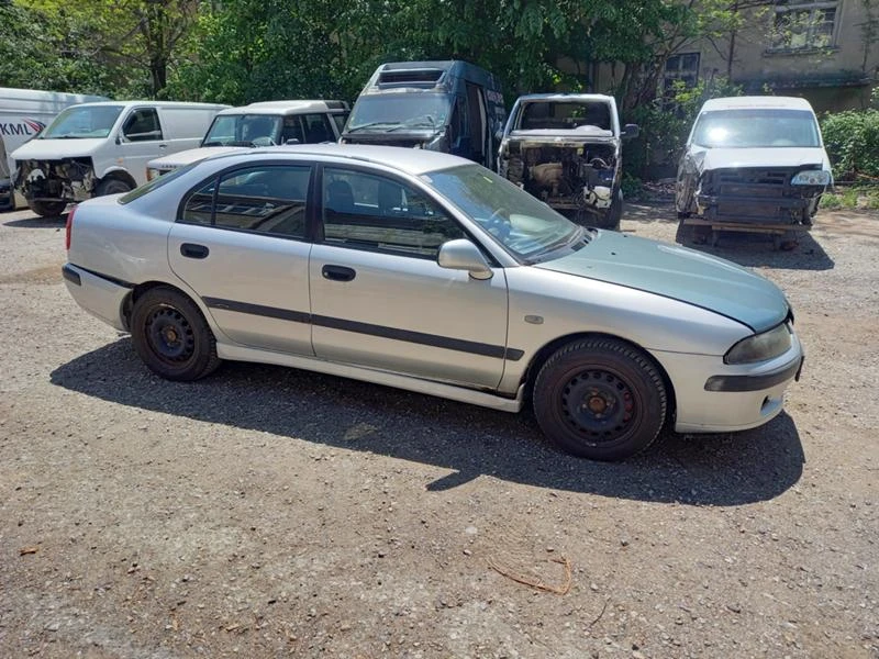 Mitsubishi Carisma 1.9 DID, снимка 9 - Автомобили и джипове - 32810268