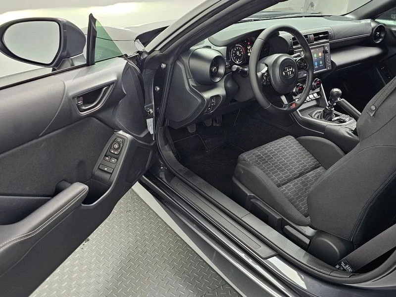 Toyota GT86 2.4 Manual, снимка 6 - Автомобили и джипове - 55662886