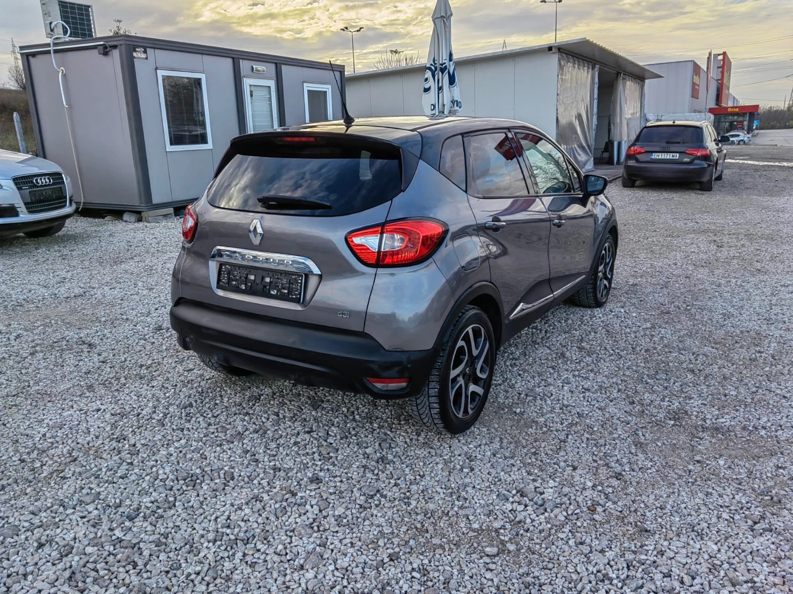 Renault Captur 1.5dci * Navi* UNIKAT*  | Mobile.bg   14