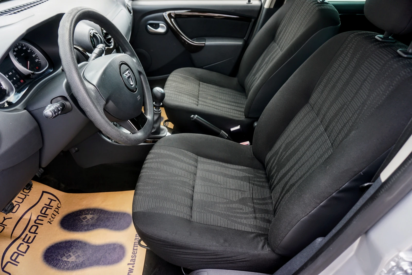 Dacia Duster 1.5DCi LAUREATE - изображение 8