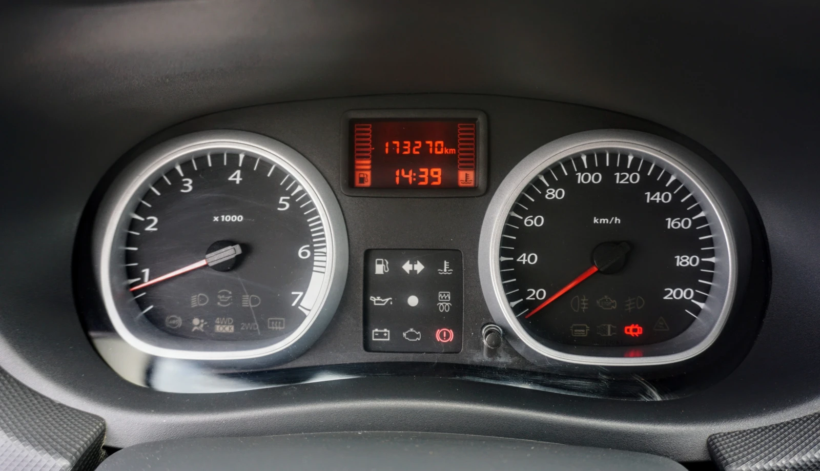 Dacia Duster 1.5DCi LAUREATE - изображение 7