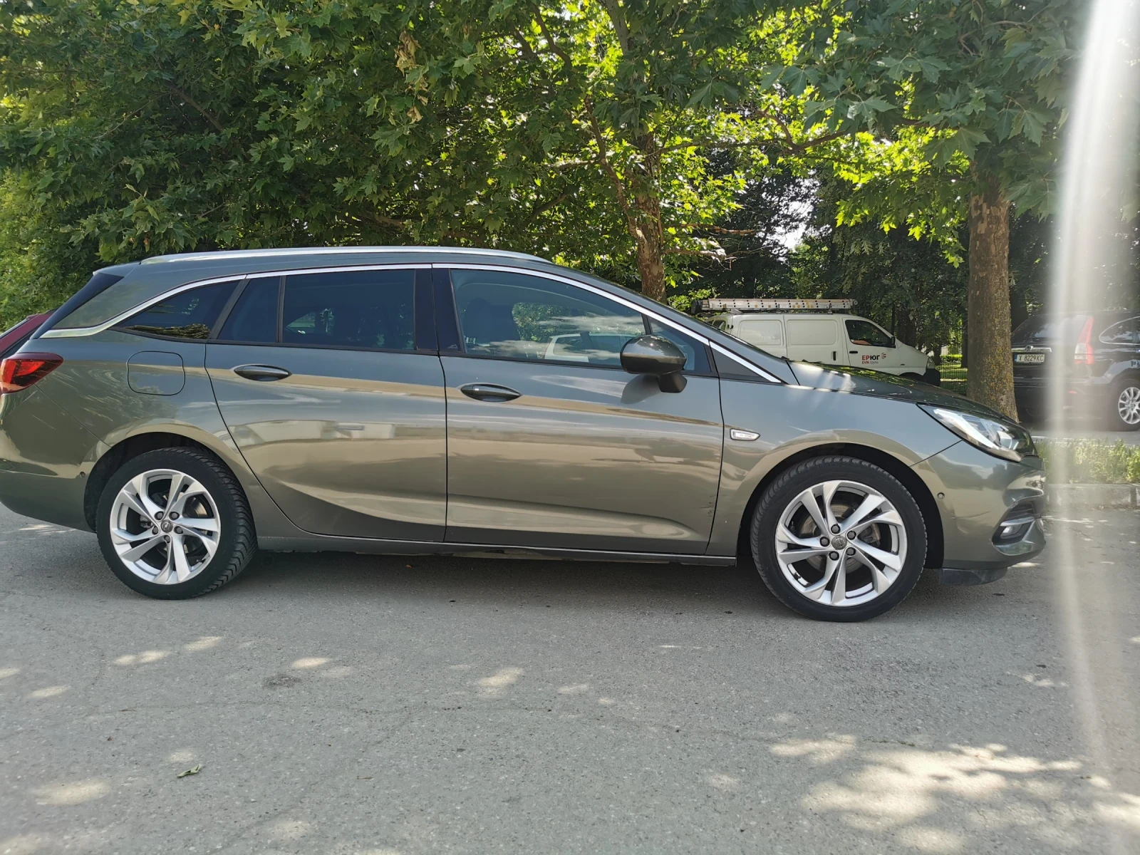 Opel Astra 1, 5 122 коня перфектна - изображение 6