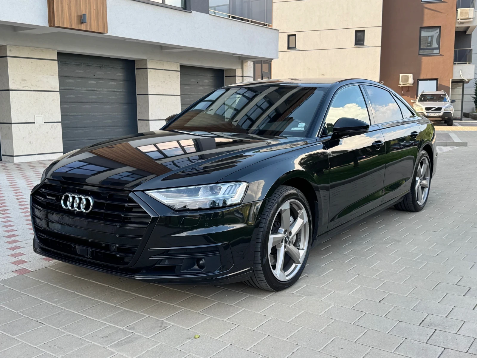 Audi A8 55 TFSI/ShadowLine/Massage - изображение 2