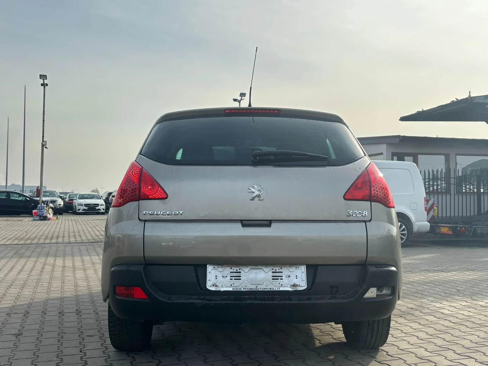 Peugeot 3008 / 1.6D / 110HP / NAVI / - изображение 4