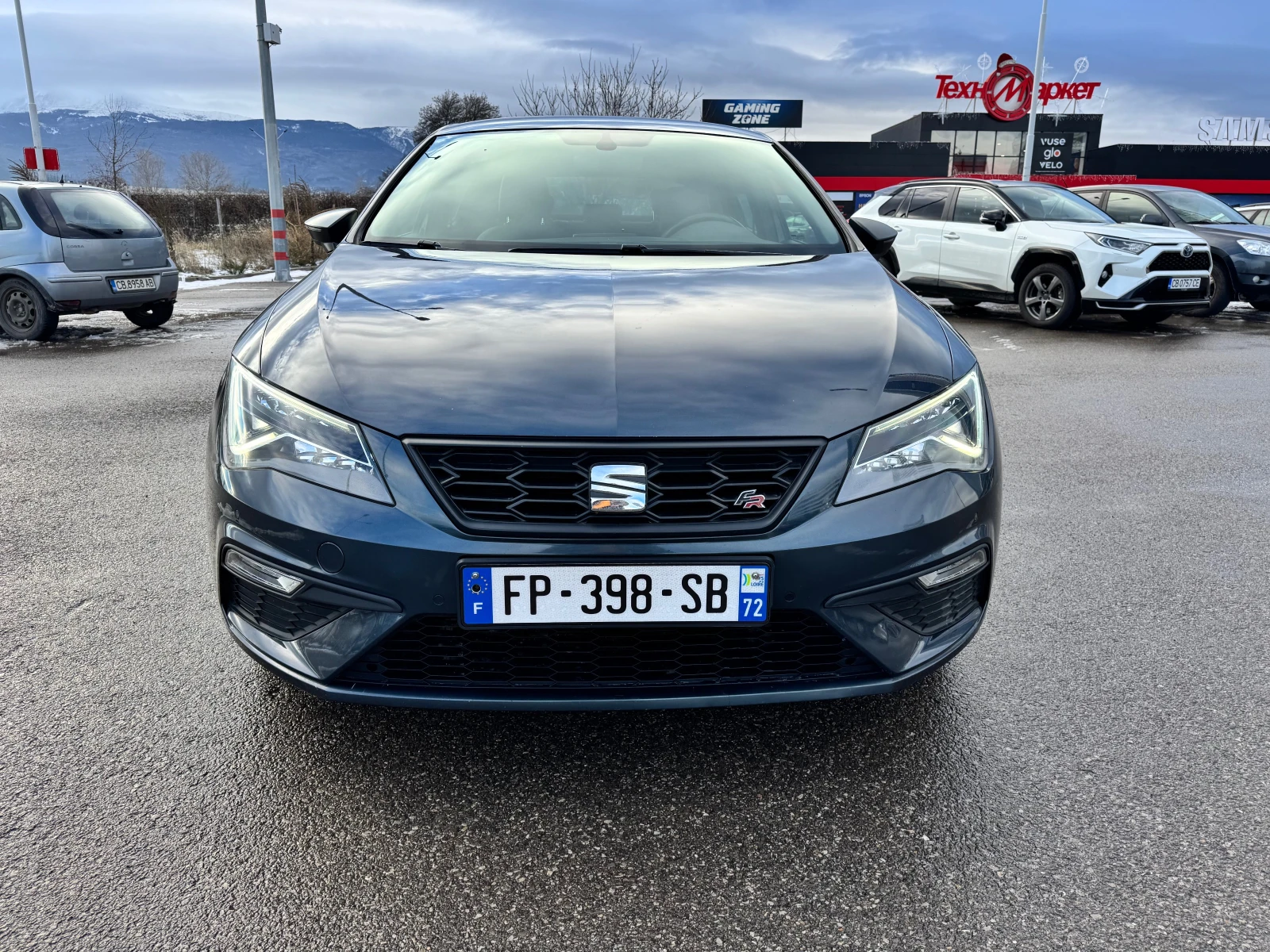 Seat Leon FR-2.0TDI-2020-NAVI-камера-6ск - изображение 2