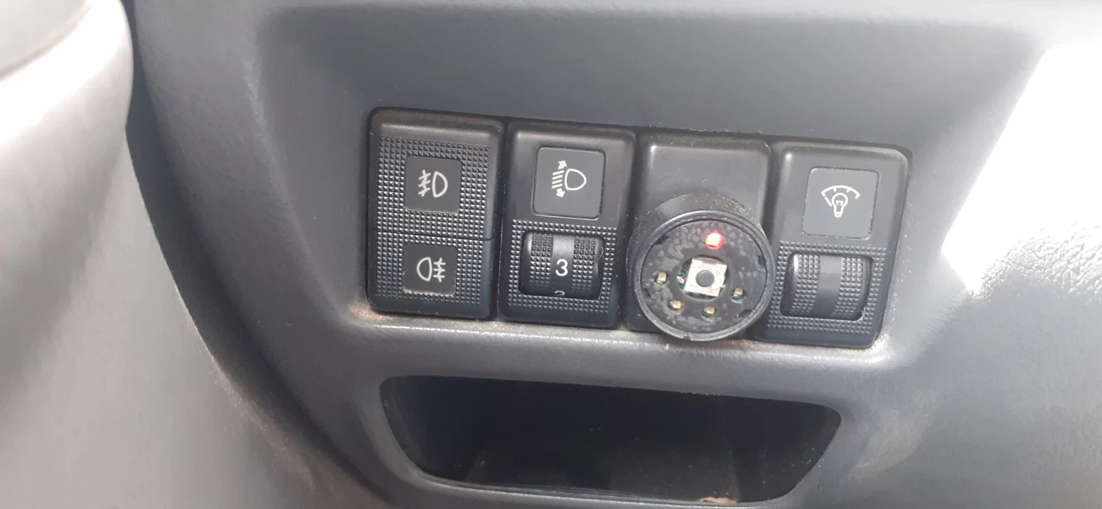 Mazda 323 1, 5   АГУ - BRC, снимка 13 - Автомобили и джипове - 55146301