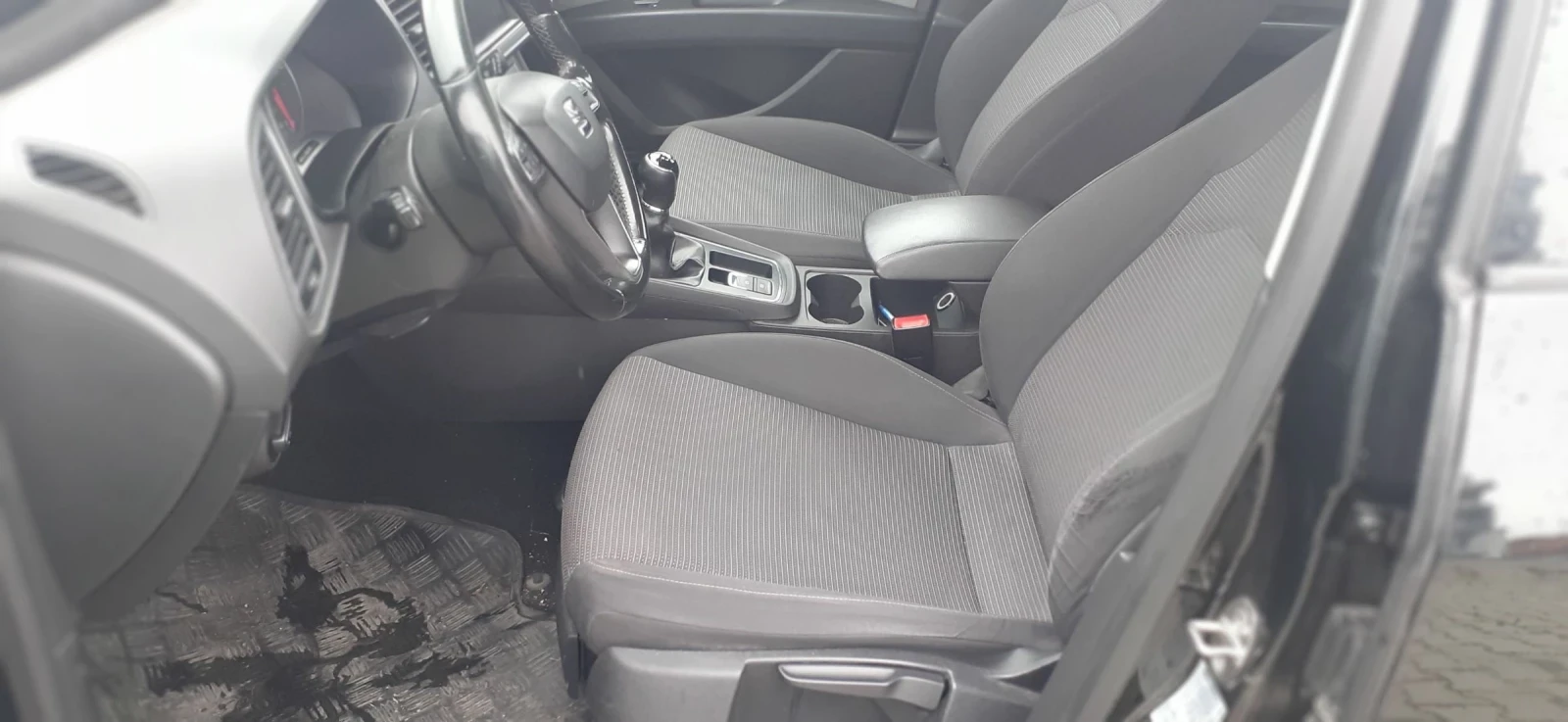 Seat Leon 1, 5 TGI  131к.с.  МЕТАН, снимка 11 - Автомобили и джипове - 53061874