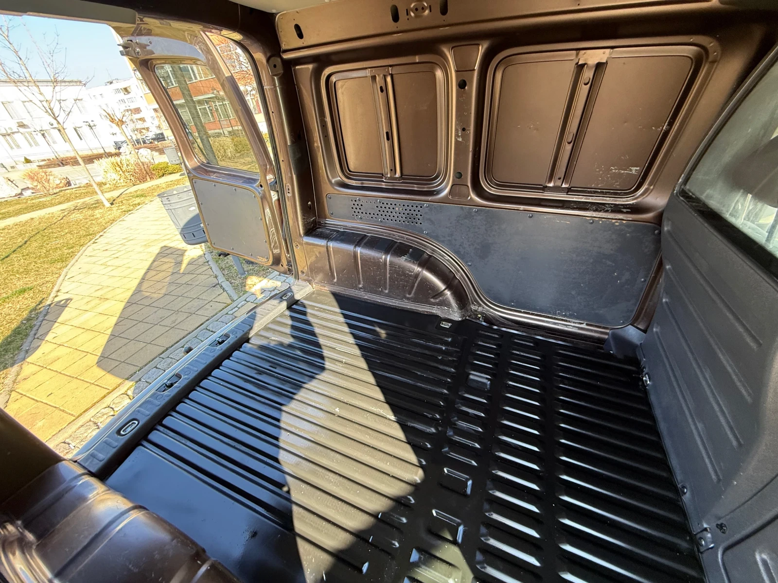 VW Caddy DSG TDI , снимка 16 - Автомобили и джипове - 53813553