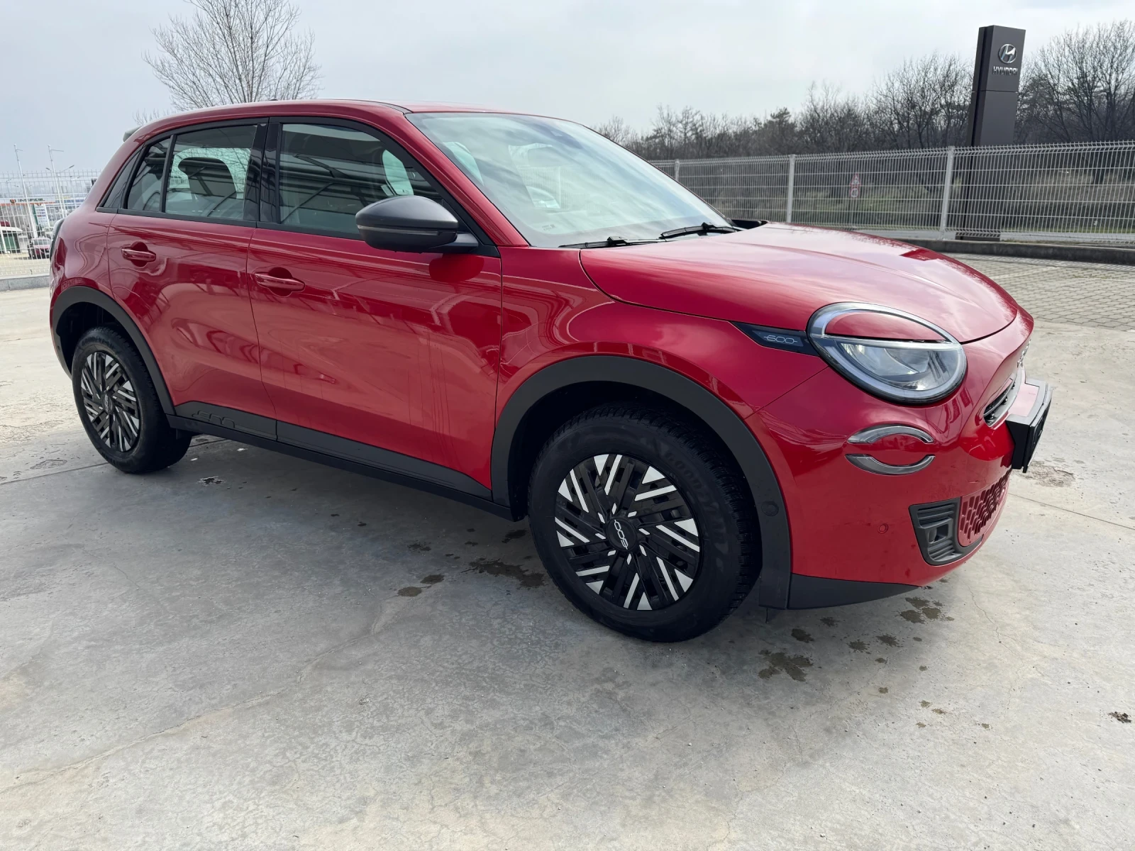 Fiat 600 1.2 145 кс. FWD MHEV 6DCT, снимка 5 - Автомобили и джипове - 53836097