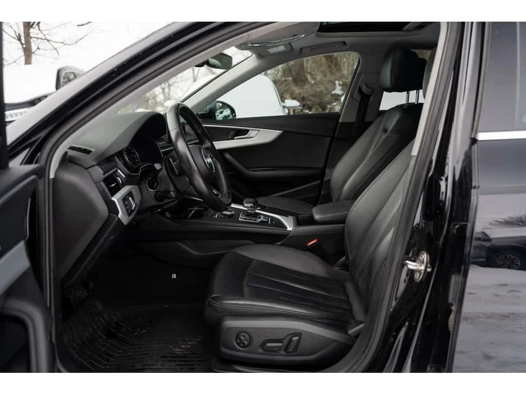 Audi A4 * Komfort quattro| NoAccident| Carplay| Keyless| S, снимка 7 - Автомобили и джипове - 53846728