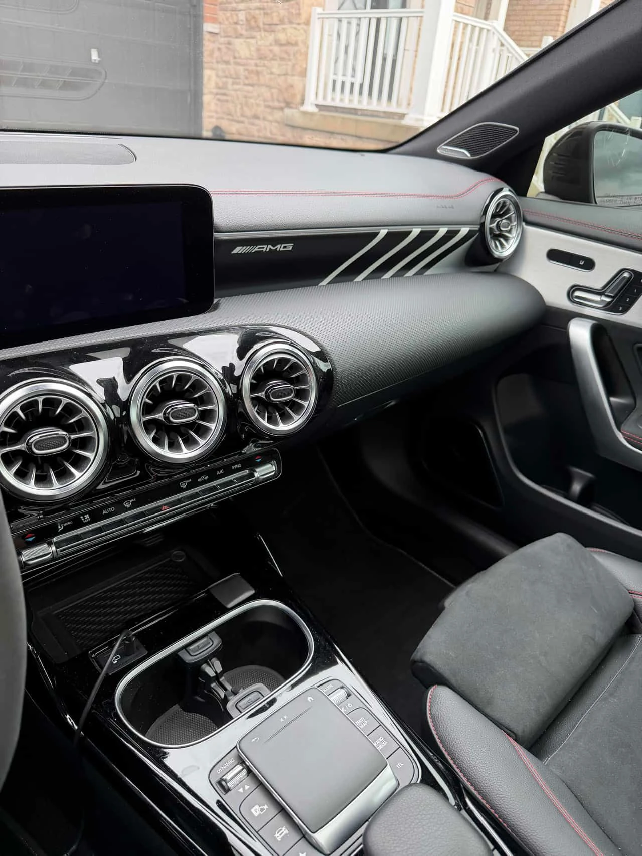 Mercedes-Benz CLA 45 AMG CARFAX | Mobile.bg � ����������� 9