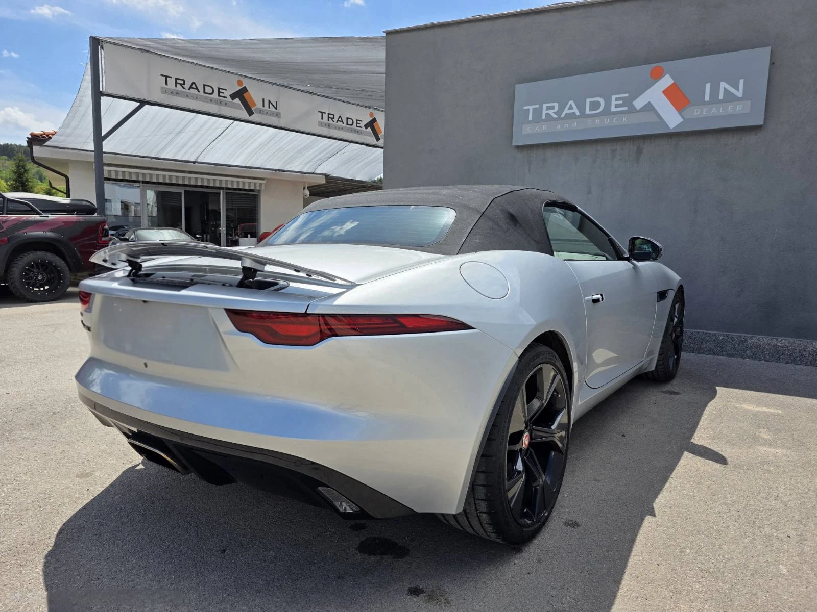 Jaguar F-Type 2.0 CABRIO, снимка 4 - Автомобили и джипове - 54574336
