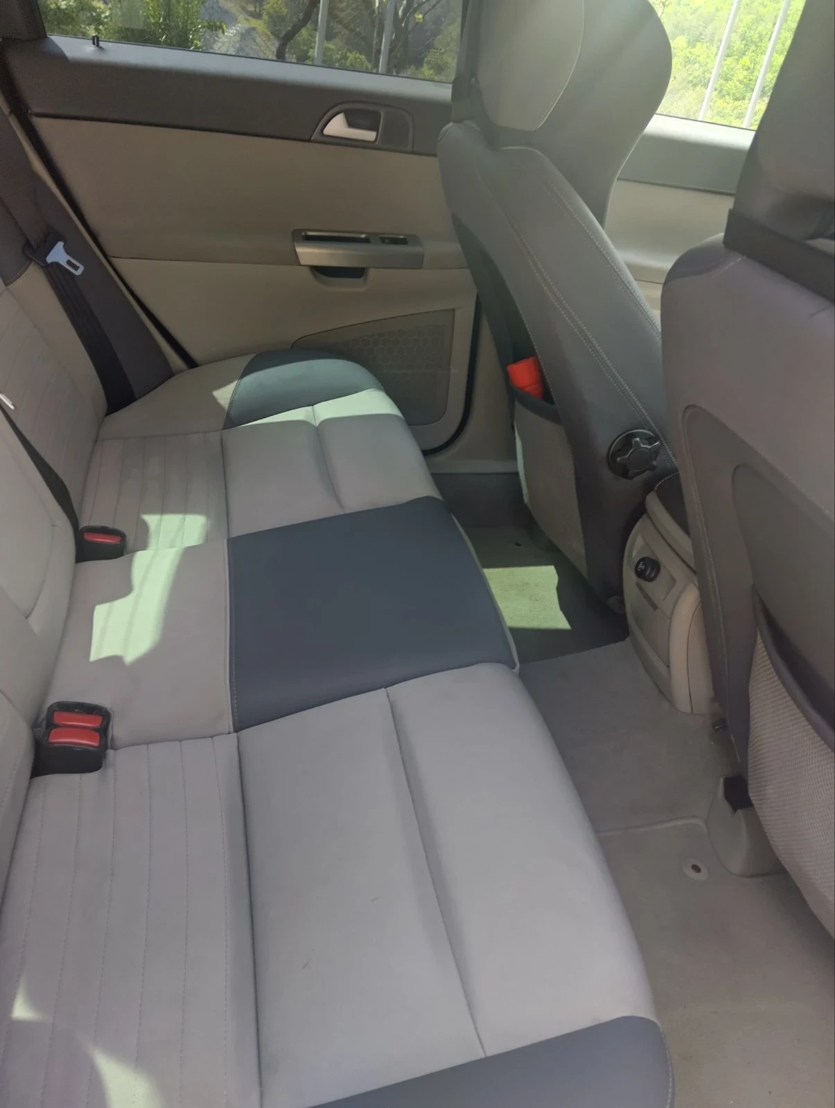 Volvo S40, снимка 9 - Автомобили и джипове - 54694574