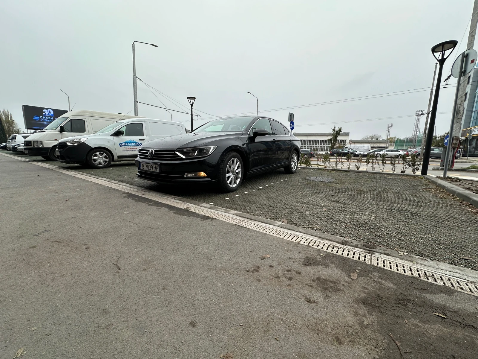 VW Passat, снимка 7 - Автомобили и джипове - 54941376