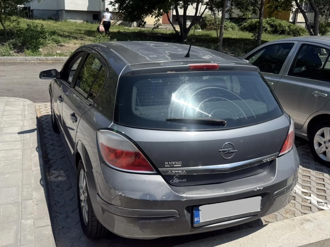 Opel Astra, снимка 4 - Автомобили и джипове - 55058712