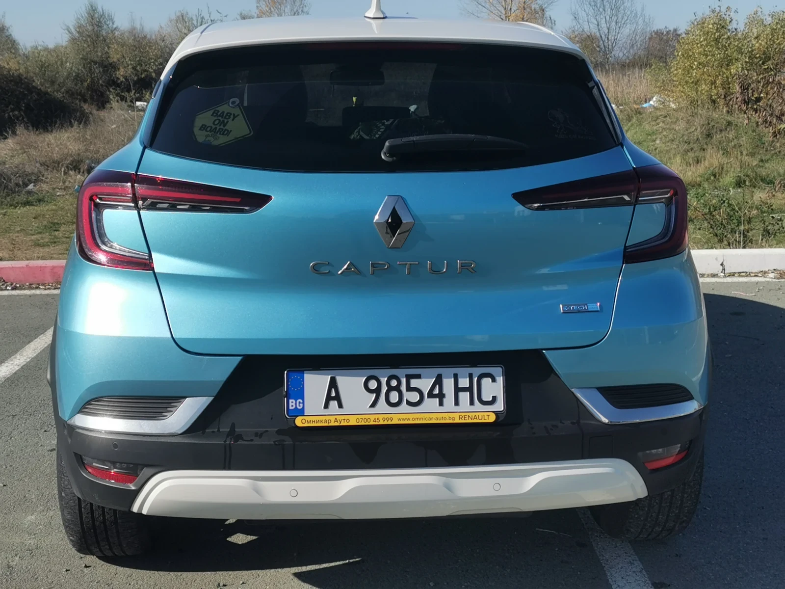 Renault Captur Plug-in Hybrid , снимка 6 - Автомобили и джипове - 55083354